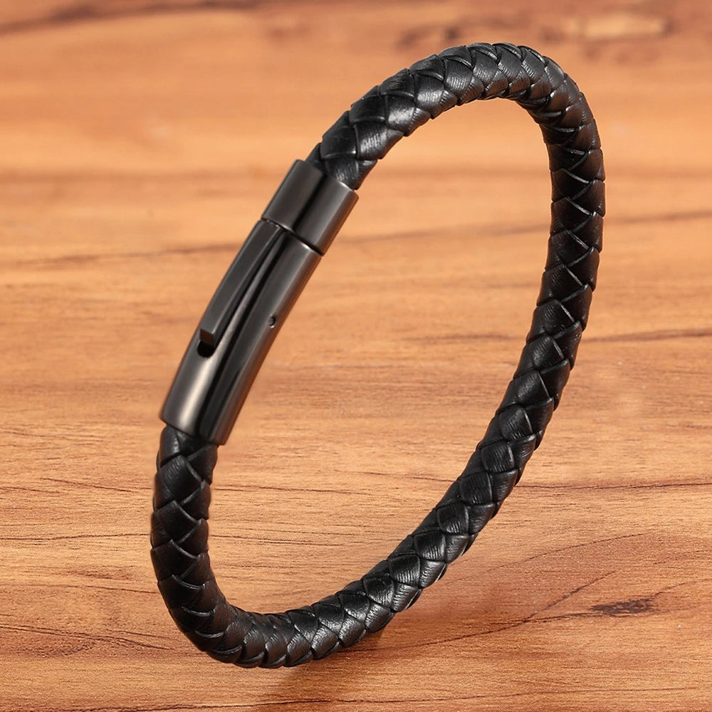Pulseira Trançada em Aço Inoxidável