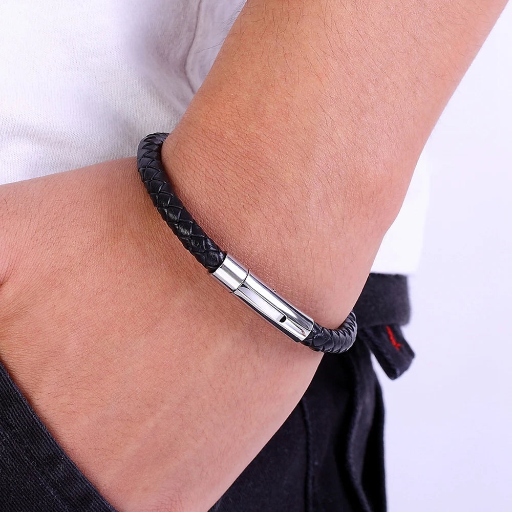 Pulseira Trançada em Aço Inoxidável